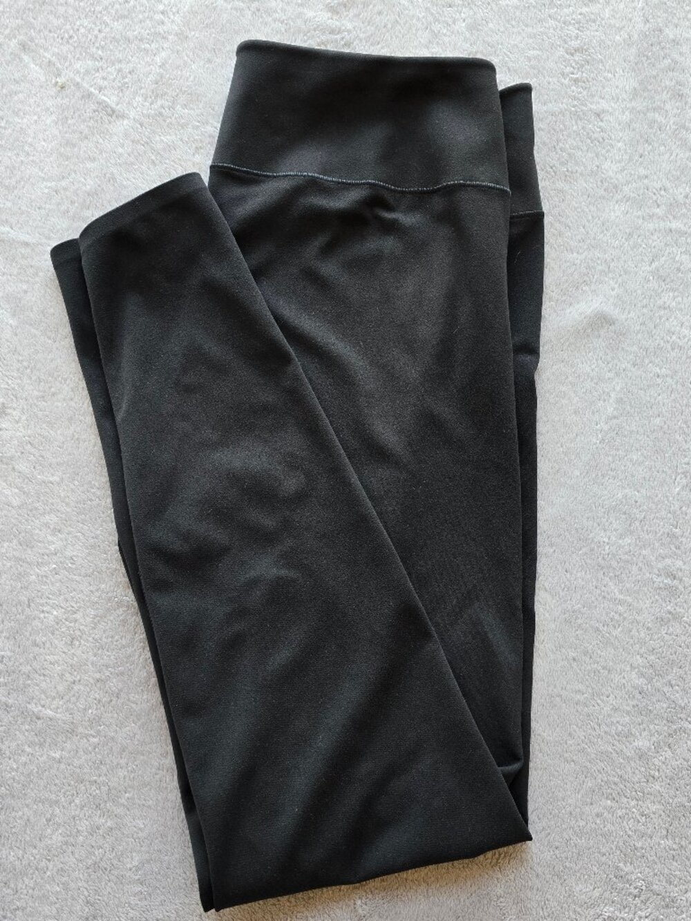 UNI QLO large black leggings large